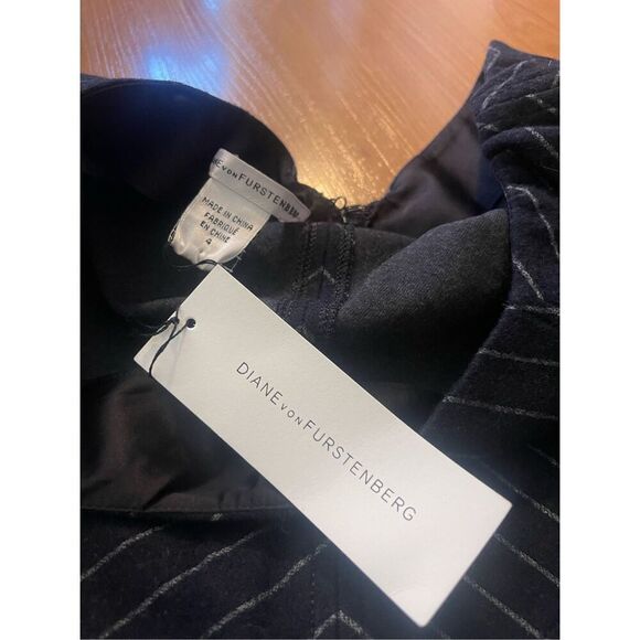 Diane Von Furstenberg Pinstripe Work Dress Women’s Size 4 NWT - Picture 8 of 8